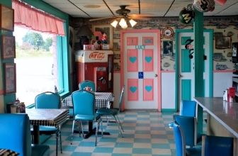 The Pink Cadillac Diner # (7)